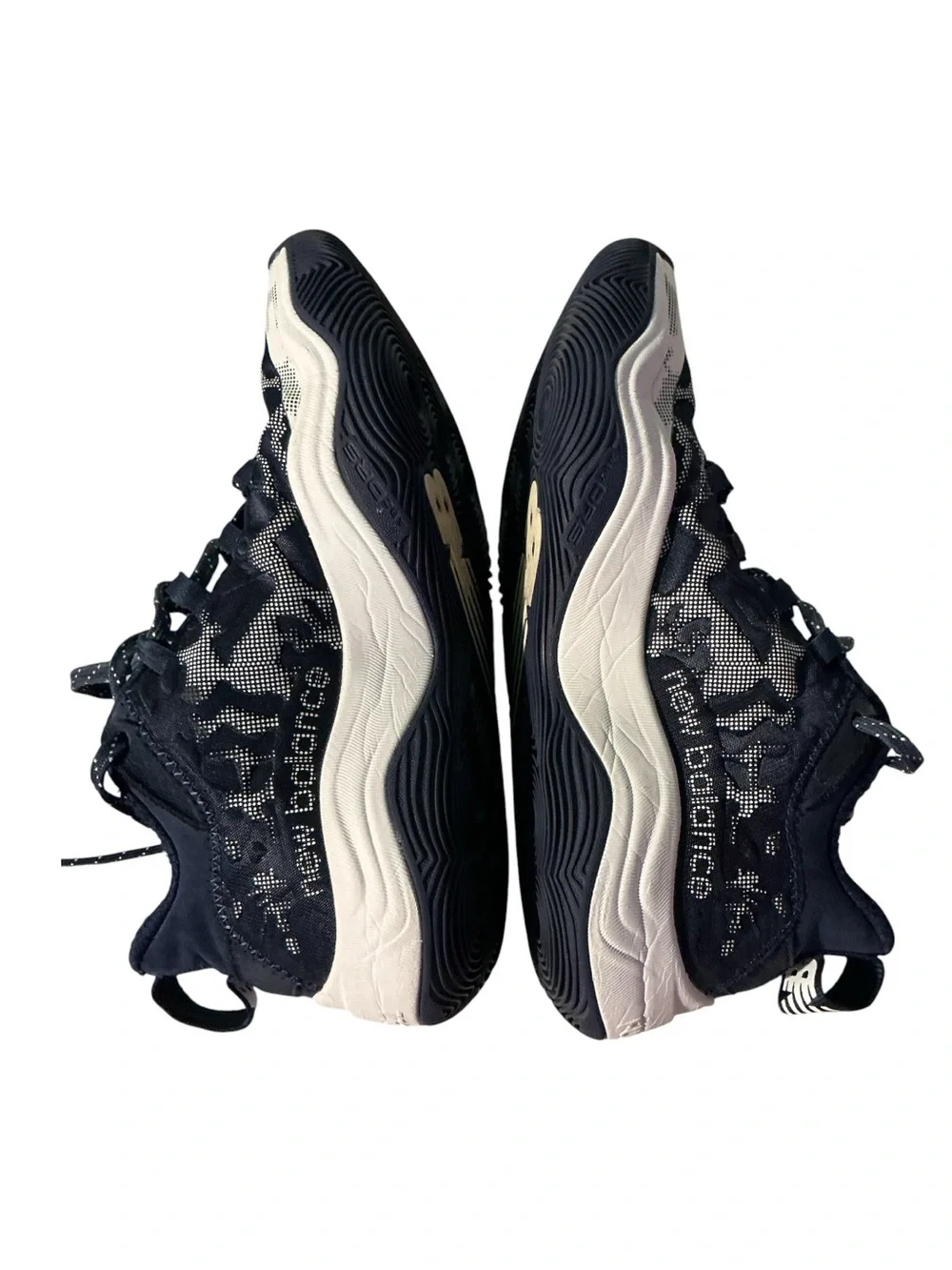 New Balance Two WXY  V3 Men’s Basketball Shoes